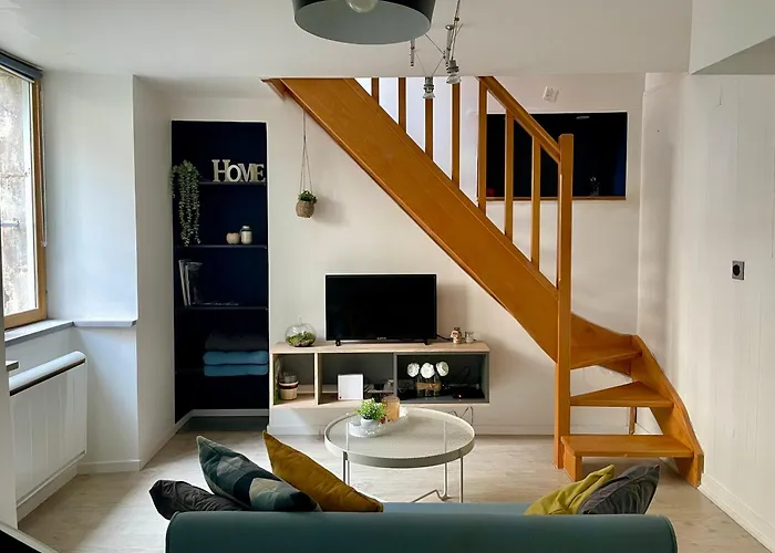 Besancon: Charmant Duplex Au Pied De La Citadelle