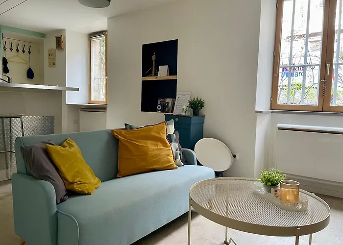 Besancon: Charmant Duplex Au Pied De La Citadelle